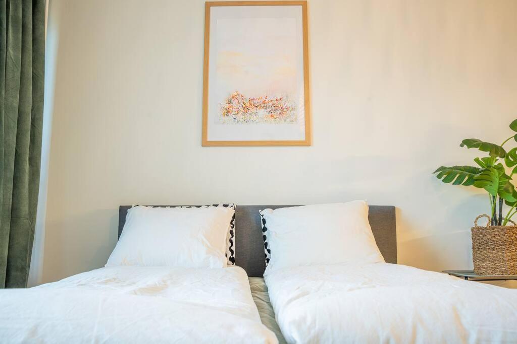 Arctic Downtown Dream: Cozy City Studio ロヴァニエミ エクステリア 写真